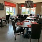 Hotel Le Logis De La Lys