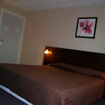 Hotel Le Logis De La Lys Aire-sur-la-Lys