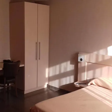 Le Logis De La Lys מלון 3*